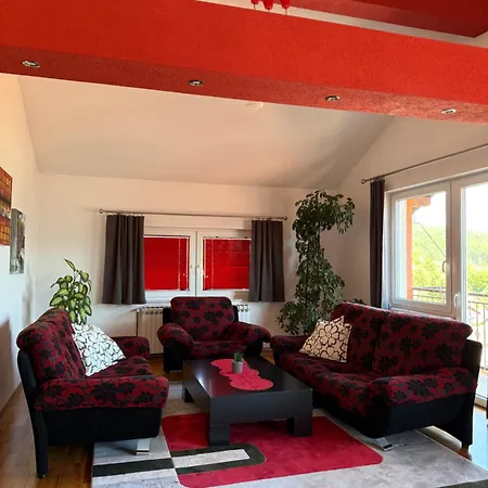 Oscar Apartment